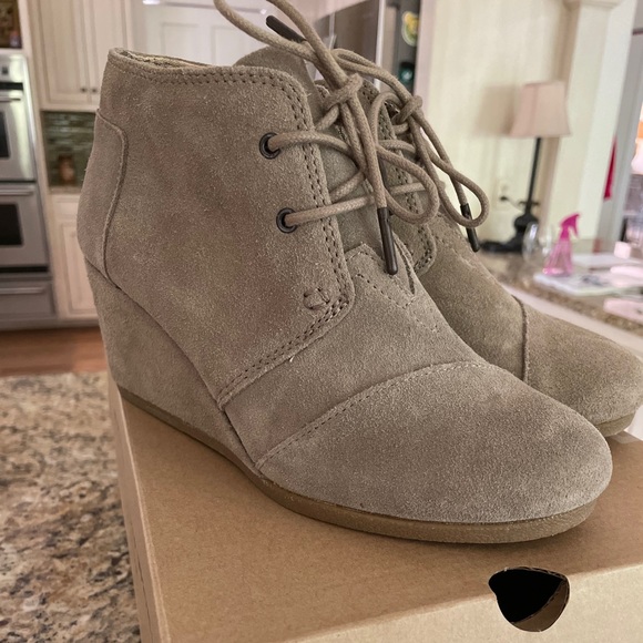 Toms Shoes - toms wedges